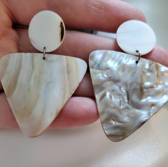 3/30❗️REAL Mother Of Pearl Vintage Earrings ~ Vintage Jewelry ~ MOP - Picture 7 of 7